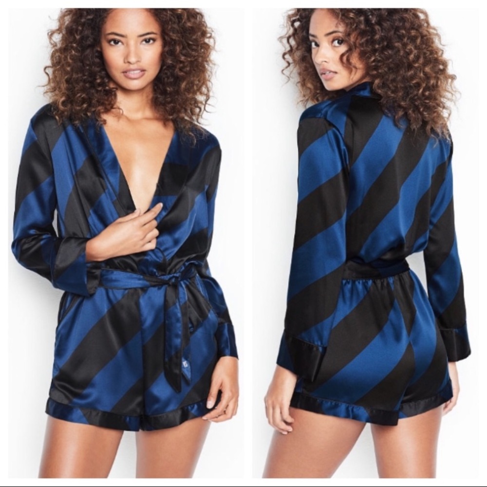 Victoria Secret romper robe - Picture 1 of 6